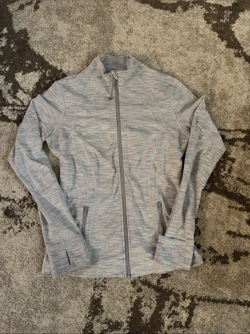 Lululemon Light Gray Women’s Zip-Up Jacket